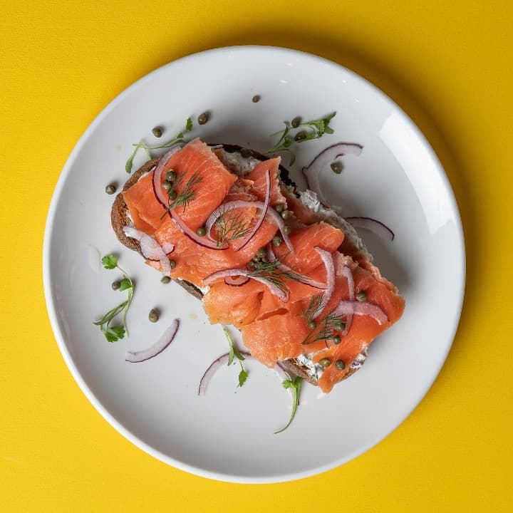 Smoked Salmon Toast with red onion and dill