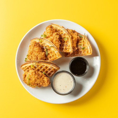 Chicken and Waffles with maple syrup