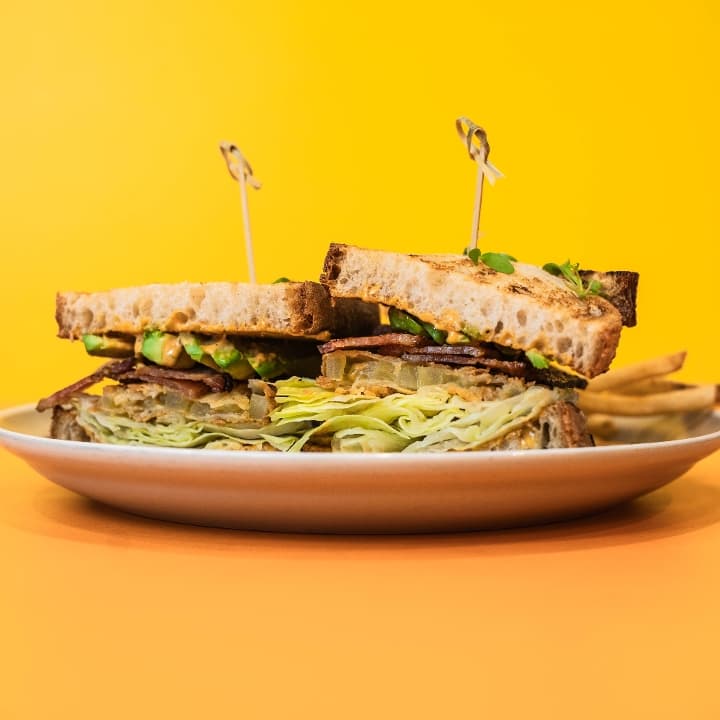 Fried Green Tomato BLTA